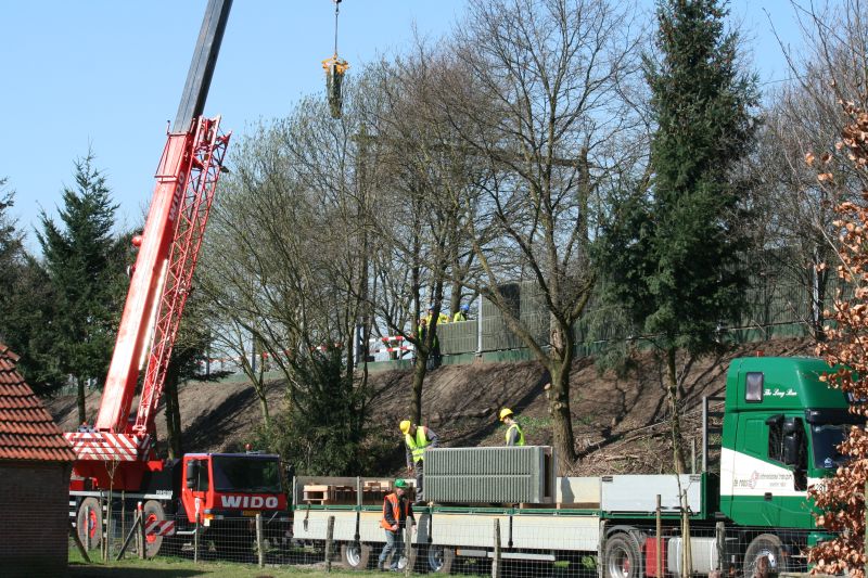 Eerste geluidsschermen geplaatst 