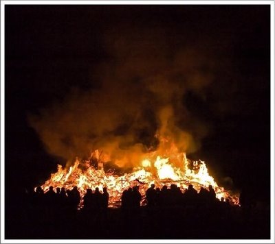 Paasvuur bouwen paasvuur espelo dijkerhoek beuseberg 