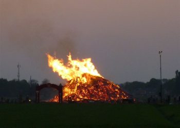 Fatale gevolgen door gedraaide wind? paasvuur beuseberg 