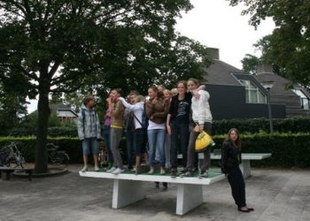 Het is weer grote vakantie Keunefeesten haarschool 