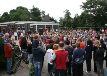 Het is weer grote vakantie Keunefeesten haarschool 