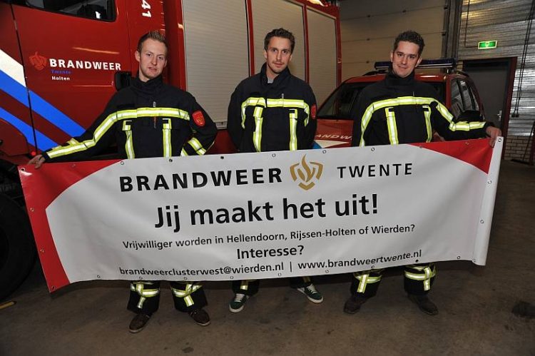 Wervingscampagne Brandweer, post Holten levert 4 nieuwe leden op brandweer 