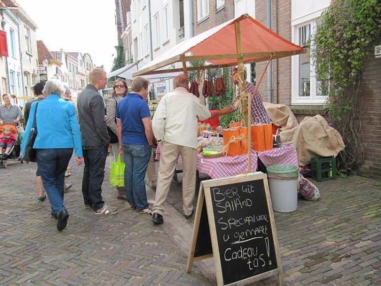 Proeven en genieten op de Sallandse Streekmarkt! 