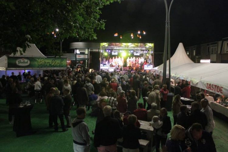 Uutmarkt groot succes uutmarkt kulturhus 