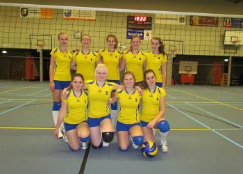 Jaarlijkse verkoop paaseitjes volleybalvereniging Mintonette mintonette 