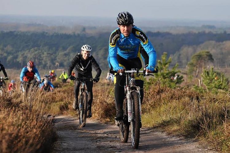 Enorme belangstelling mountainbiketocht Wielervereniging wielervereniging hmv beuseberg 