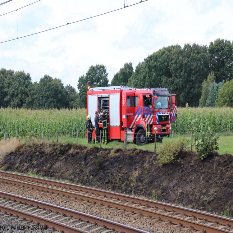 Trein veroorzaakt drie berm branden 