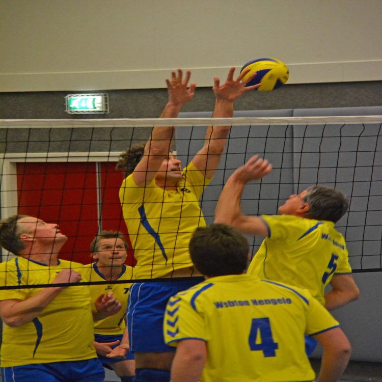 Winst heren 1 Mintonette tegen nummer 3 Webton mintonette 