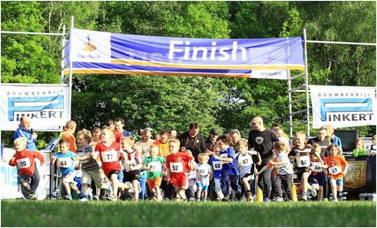 Nieuw parcours Bevrijdingsloop smidsbelt hmv atletiekvereniging 