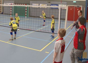 Mintonette organiseert volledige thuisronde CMV jeugd mintonette 