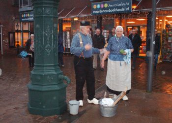 Dorpspomp Holten eindelijk weer terug 