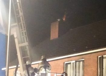 Uitslaande schoorsteenbrand Köllingserf brandweer 