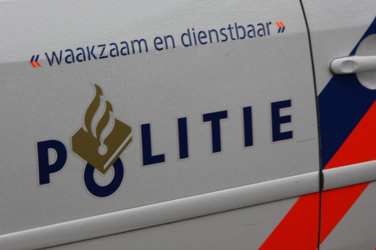 Politie Rijssen-Holten zoekt getuige autoinbraak carpoolplaats politie inbraak 