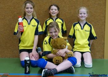 Zeer geslaagd vriend(innet)je volleybal toernooi Mintonette mintonette 