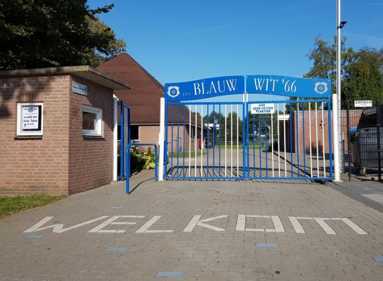 Blauw Wit kan goede wedstrijd geen vervolg geven muller blauwwit 