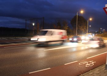 Ongeval met twee auto's op de Waagweg 