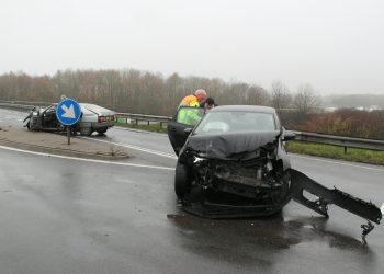 Persoon bekneld bij ongeval op de N332 brandweer 