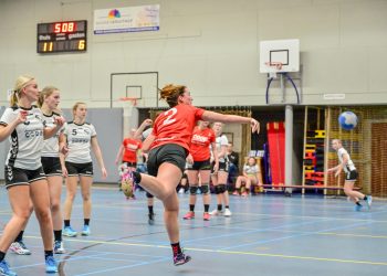 Winst handbaldames op Kwiek 