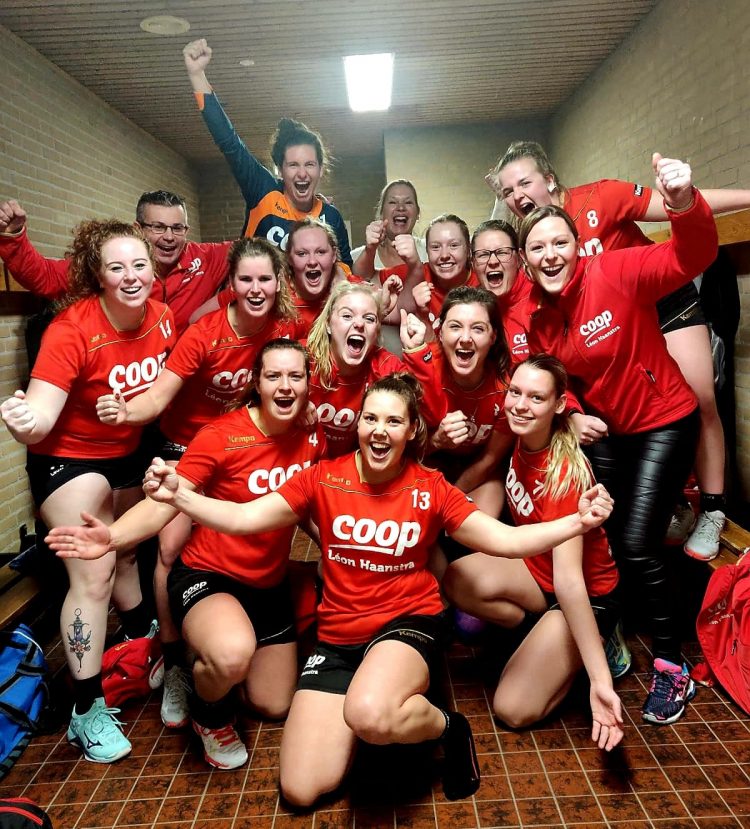 Holtense handbaldames stunten in Bathmen tegen ABS 