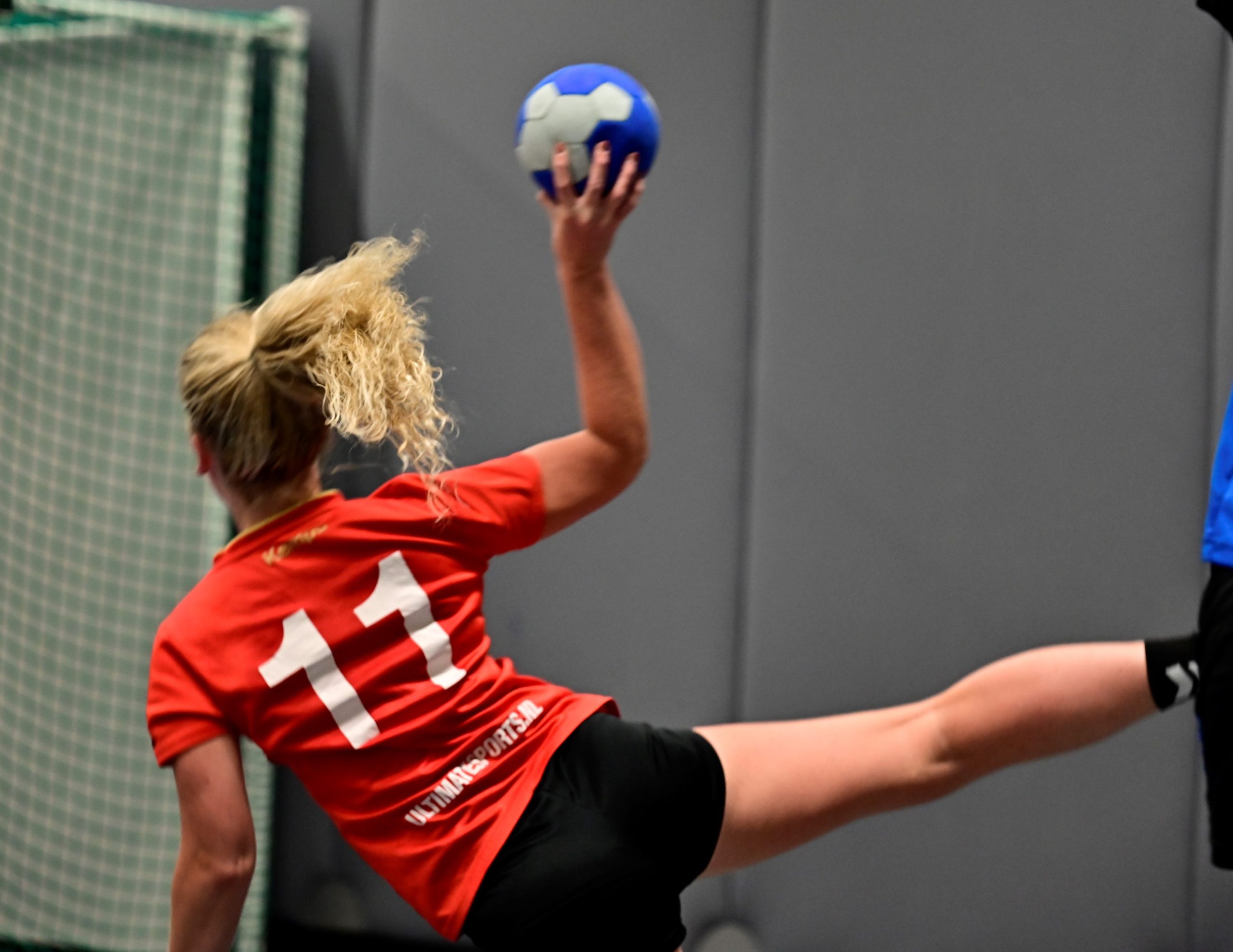 Handbaldames blijven in Schalkhaar ook ongeslagen hv holten 