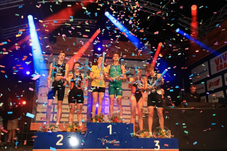 Triathlon Junior Cup mannen en vrouwen triathlon 